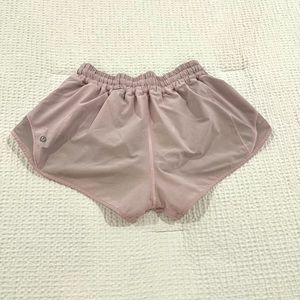 lulu lemon hotty hot shorts